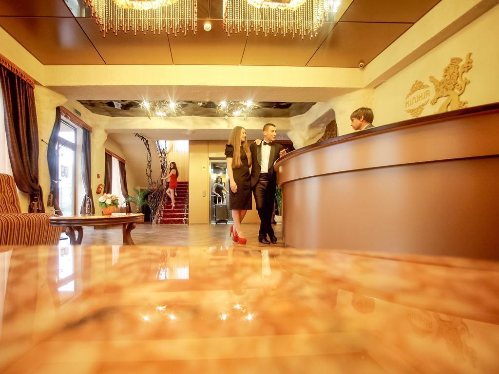 Hotel Kilikiya ウージュホロド エクステリア 写真