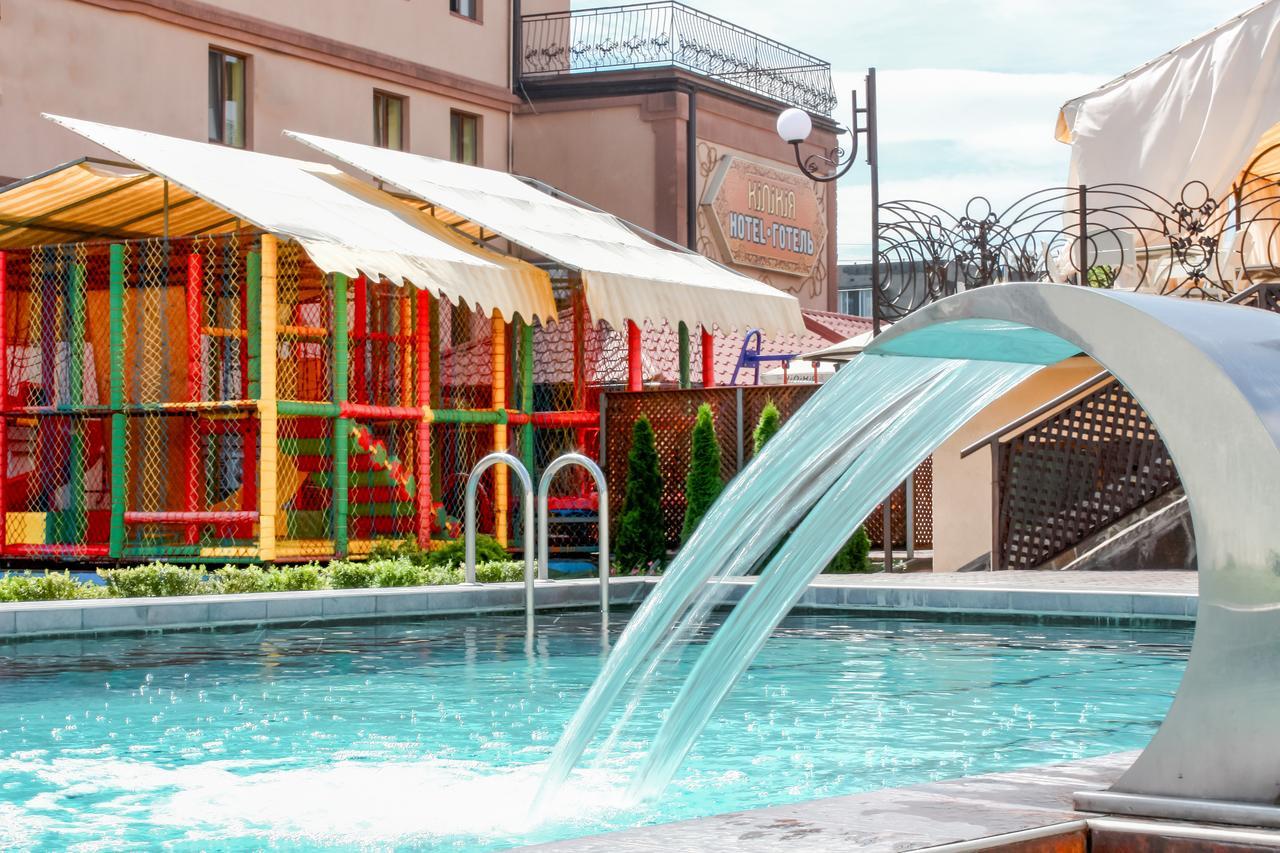 Hotel Kilikiya ウージュホロド エクステリア 写真