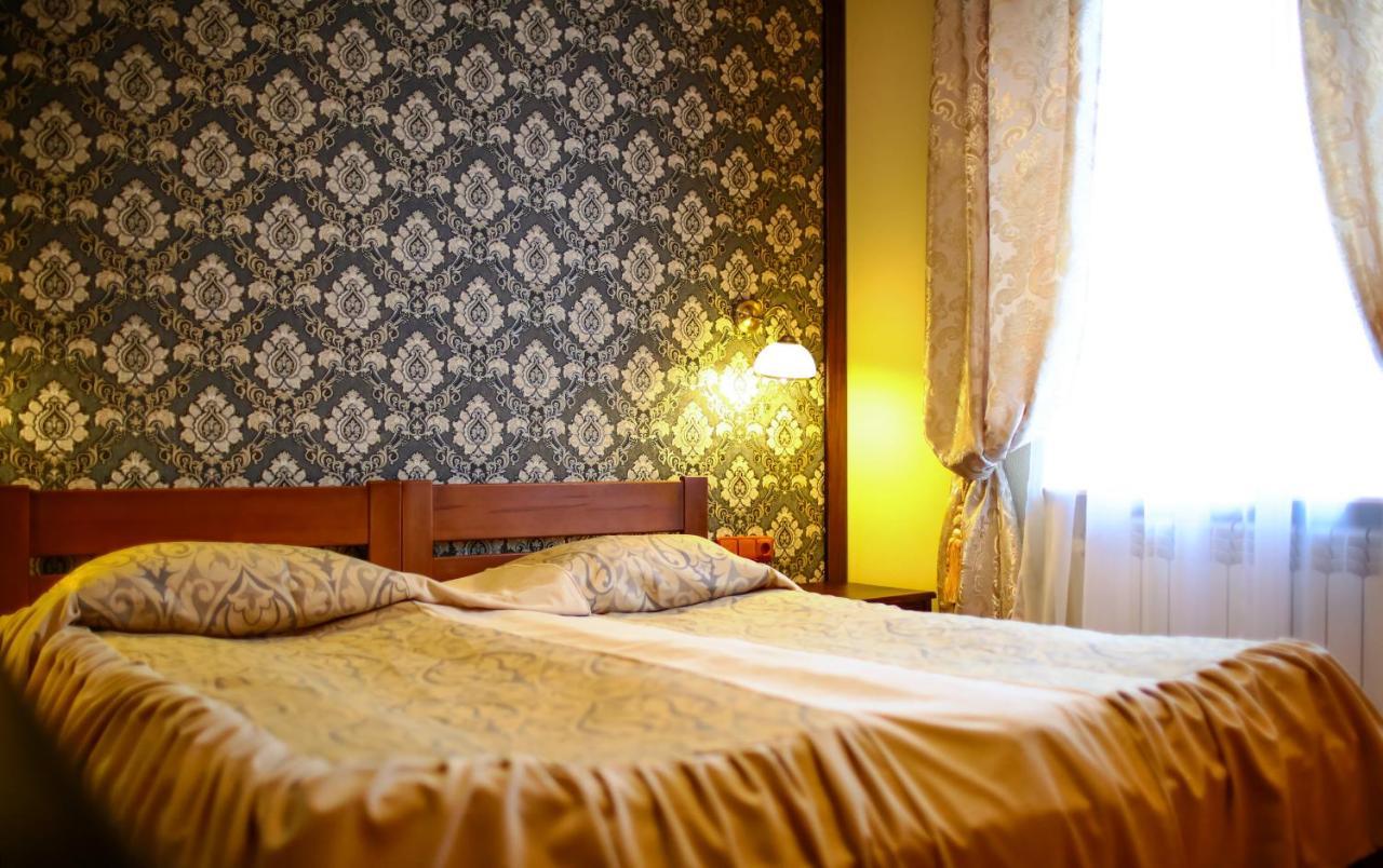 Hotel Kilikiya ウージュホロド エクステリア 写真
